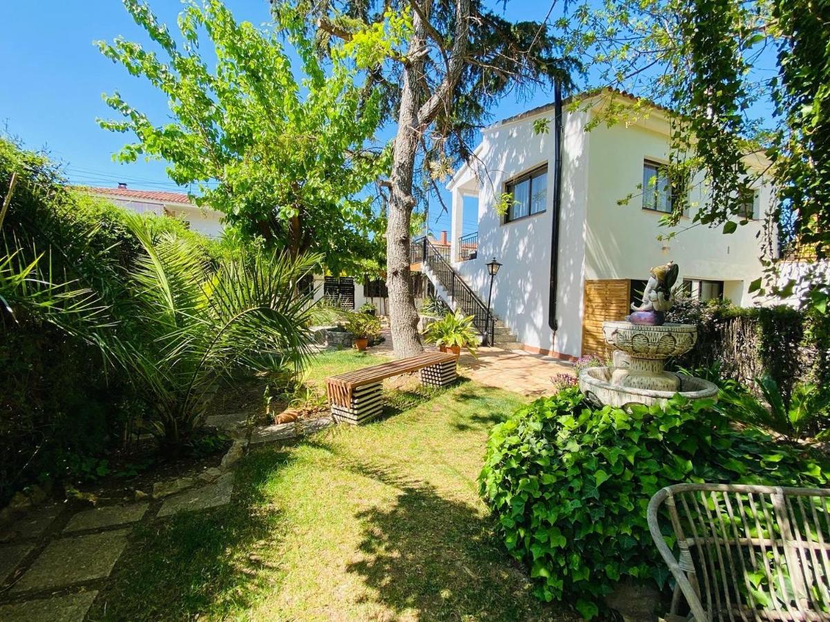 Charming Apartment In A Duplex With Garden & Balcony Cunit Exterior photo